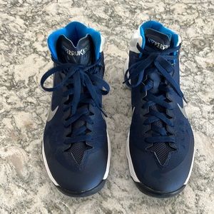 Nike Hyperquickness basketball shoes Size 10.5US